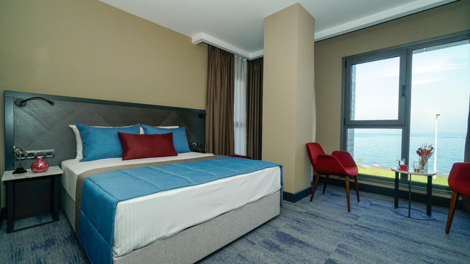 Rudis Hotel Narlidere Exteriör bild